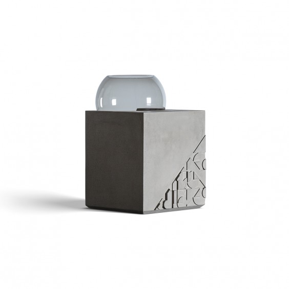 Curb tavolino con vaso Lyon Béton - Agof Store